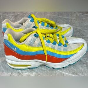 NIKE Air Max 95 GS White Blue Yellow Running Sneakers CK0055-400 Sz 7Y Women 8.5